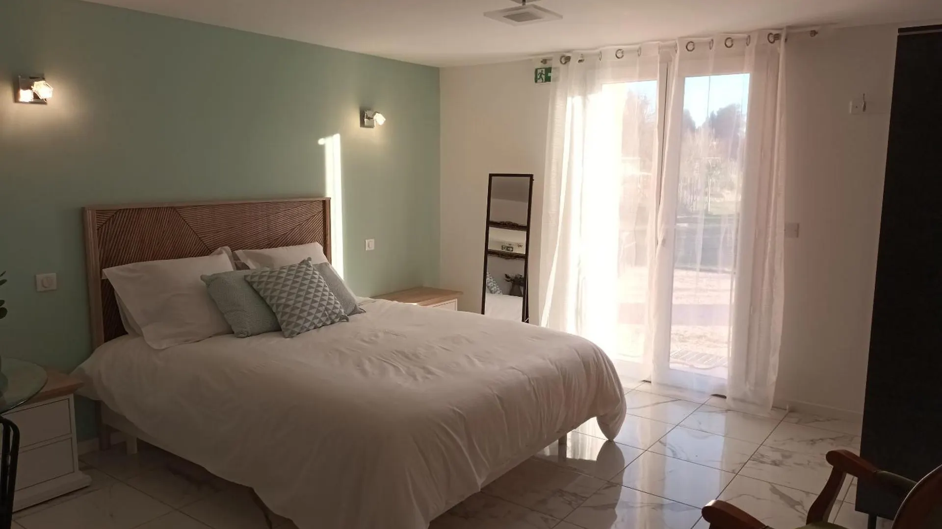 Bastide Des Martelieres Bed & Breakfast Salon-de-Provence
