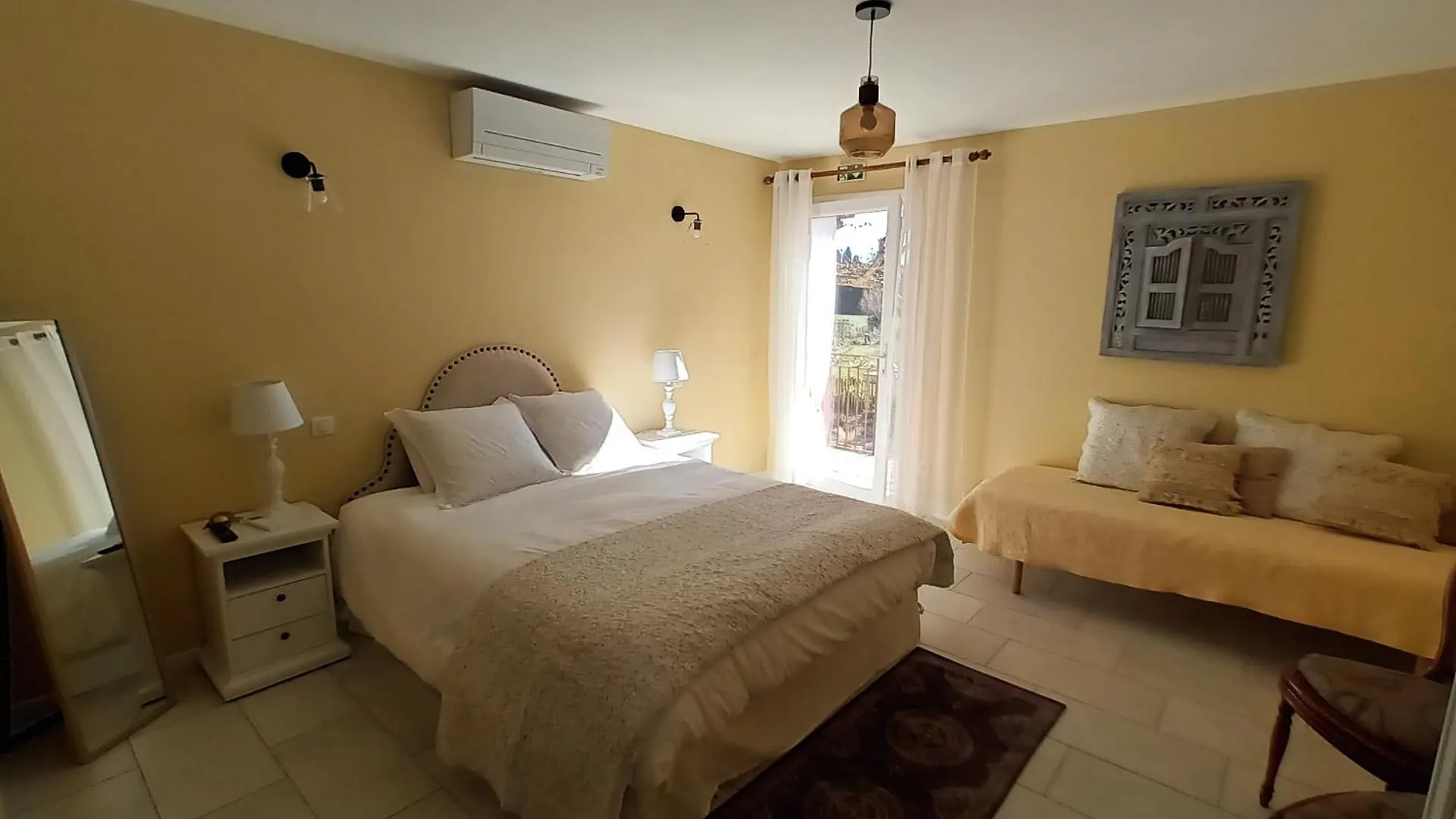 Bastide Des Martelieres Bed & Breakfast Salon-de-Provence